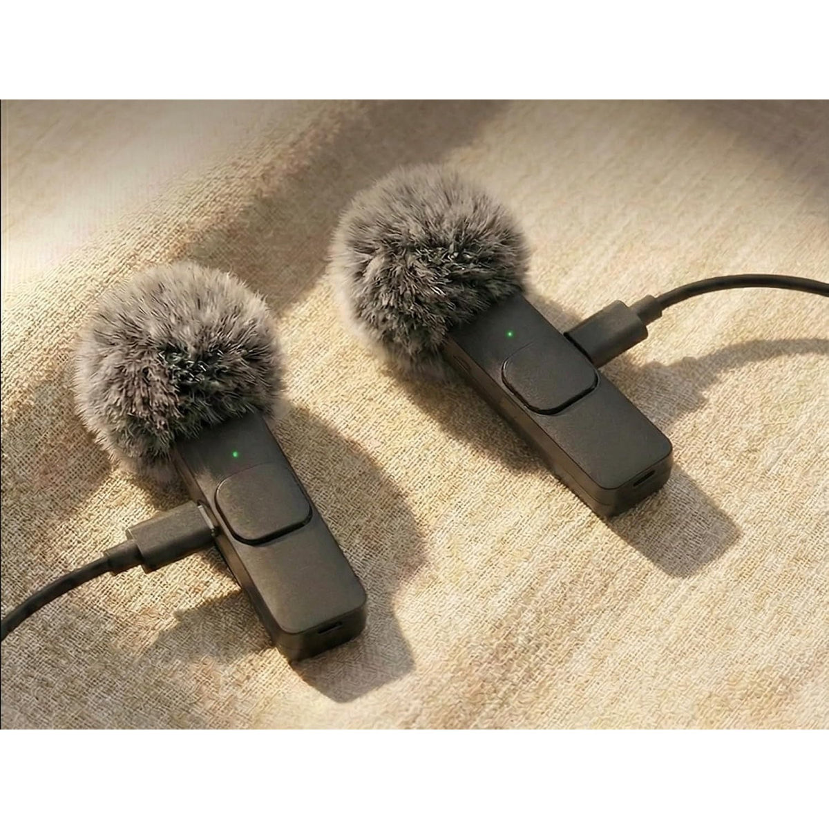 Wireless Lavalier Mini Microphone 2-Pack for iPhone & Android